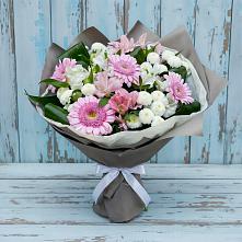 Букет цветов из:  Герберы, Альстромерии и Хризантемы #REPLACE_PRED# Чегдомыне