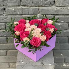 Цветочная композиция из Розы в коробке в Чегдомыне