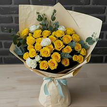 Букет цветов из:  Розы #REPLACE_PRED# Чегдомыне