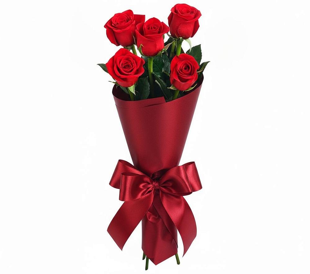 Букет 5 Красных роз Эдлесс Лав в Чегдомыне