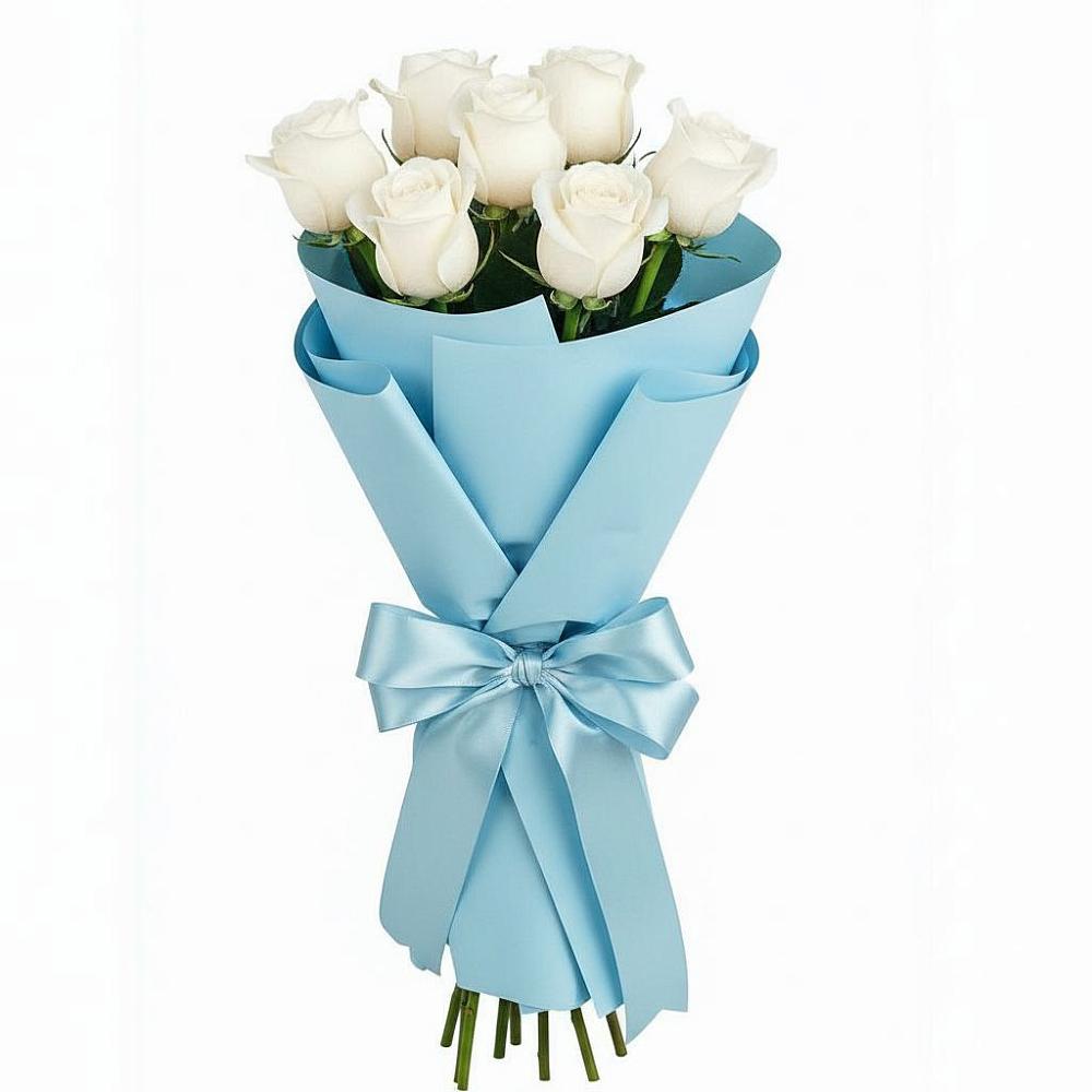 Букет 7 белых роз Проуд в Чегдомыне