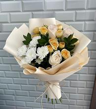 Букет цветов из:  Розы и Хризантемы в Чегдомыне