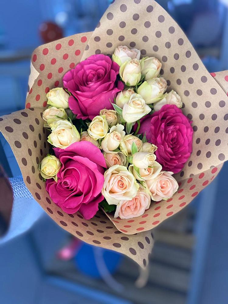 Букет цветов из: Розы в Чегдомыне