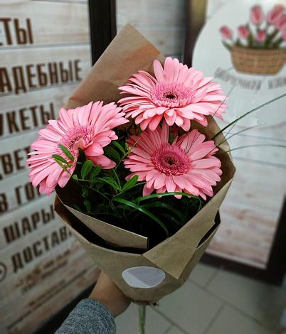 Букет цветов из: Герберы в Чегдомыне