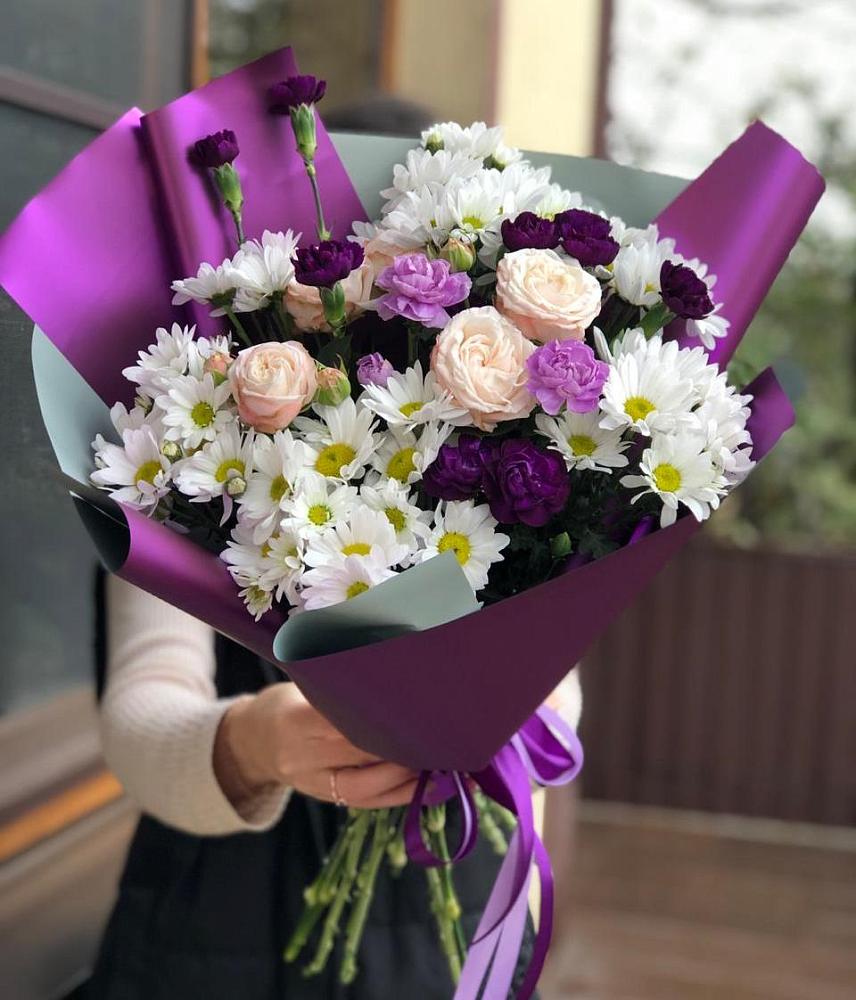 Букет цветов из: Хризантемы, Гвоздики и Розы в Чегдомыне