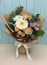 Букет цветов из:  Герберы и Хризантемы в Чегдомыне