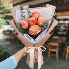 Букет цветов из:  Розы #REPLACE_PRED# Чегдомыне