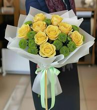 Букет цветов из:  Хризантемы и Розы в Чегдомыне
