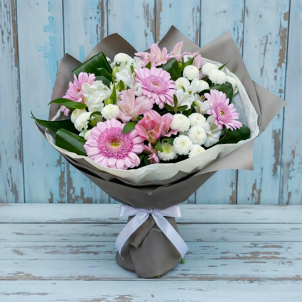 Букет цветов из: Герберы, Альстромерии и Хризантемы в Чегдомыне
