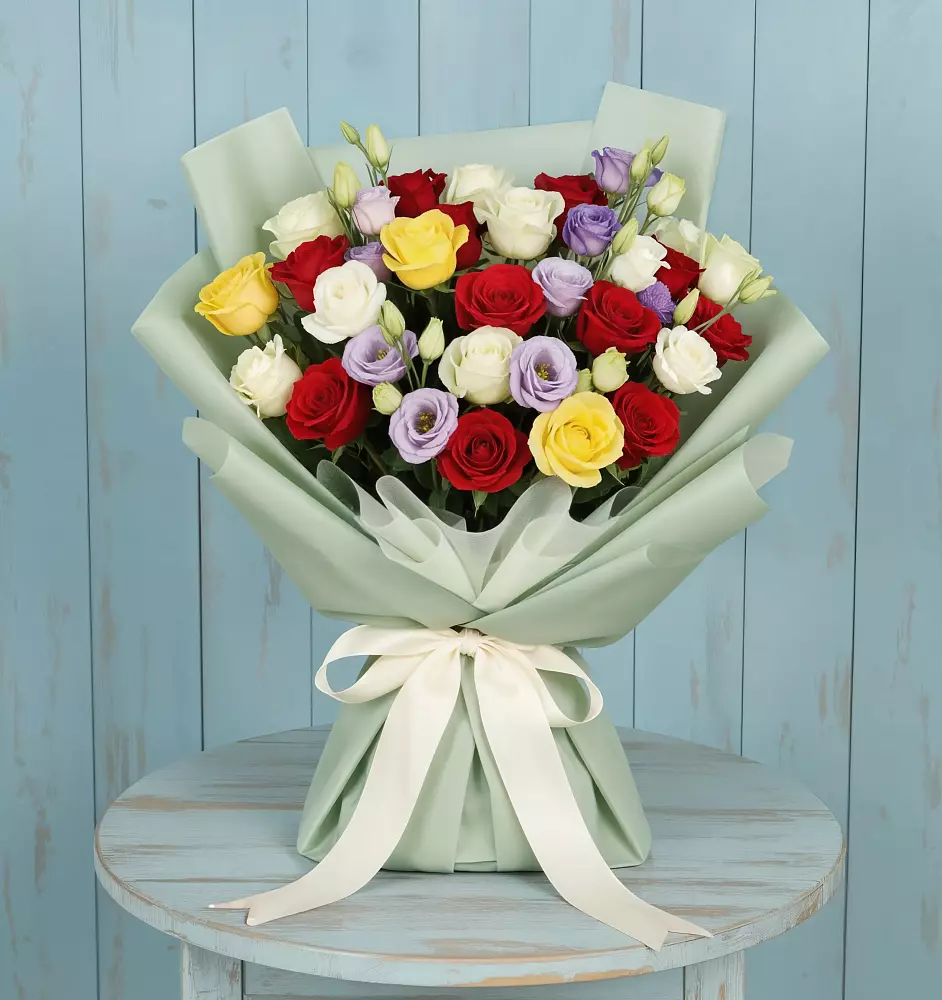 Букет цветов из: Розы в Чегдомыне