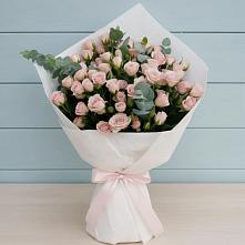 Букет цветов из:  Розы #REPLACE_PRED# Чегдомыне