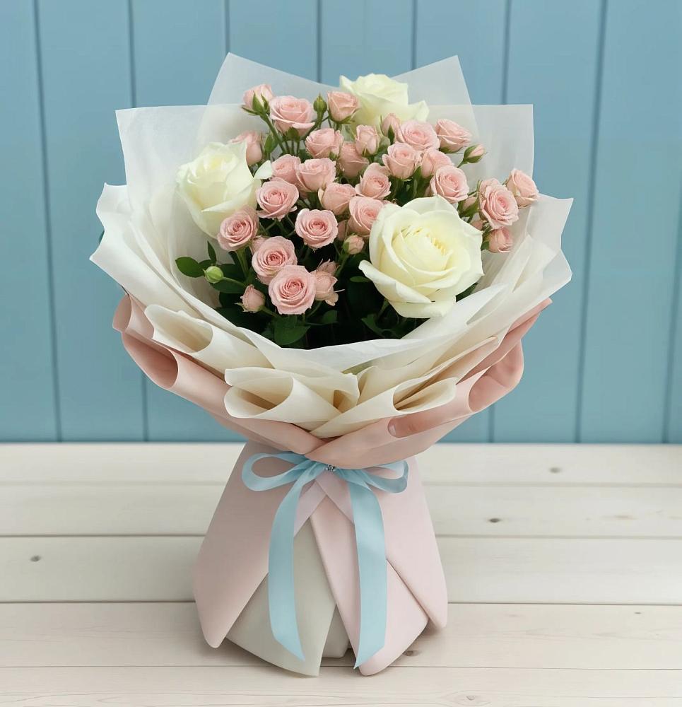 Букет цветов из: Розы в Чегдомыне