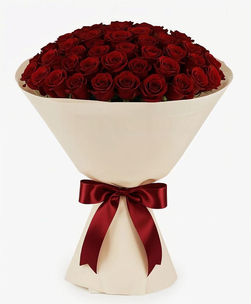 Букет 101 Бордовая роза Блэк Бакарра в Чегдомыне