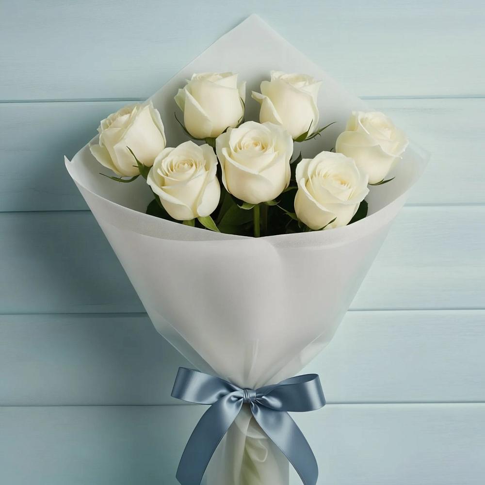 Букет 7 Белых роз Эдлесс Лав в Чегдомыне